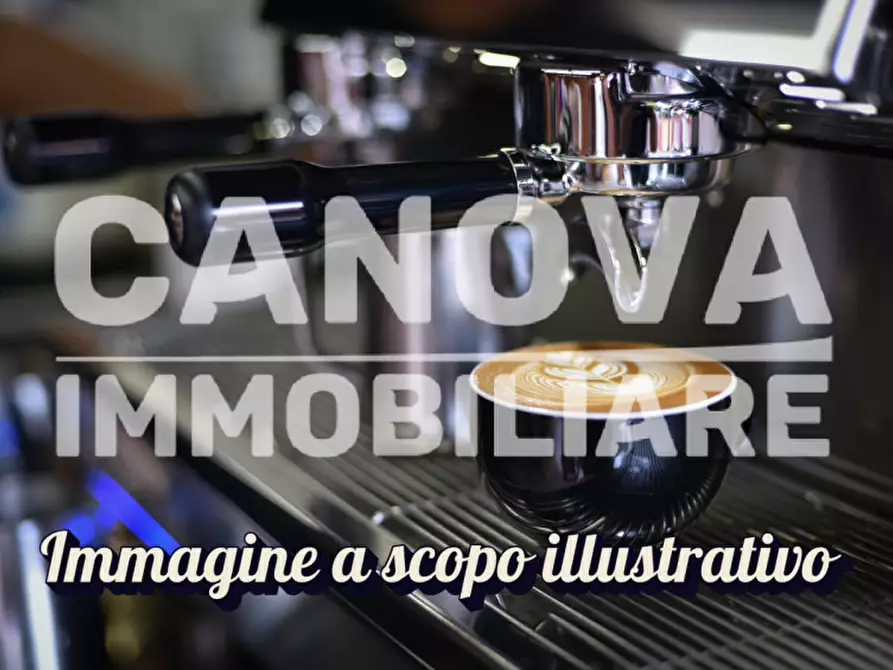 Immagine 10 di Attività commerciale in vendita  in Viale Verona a Vicenza