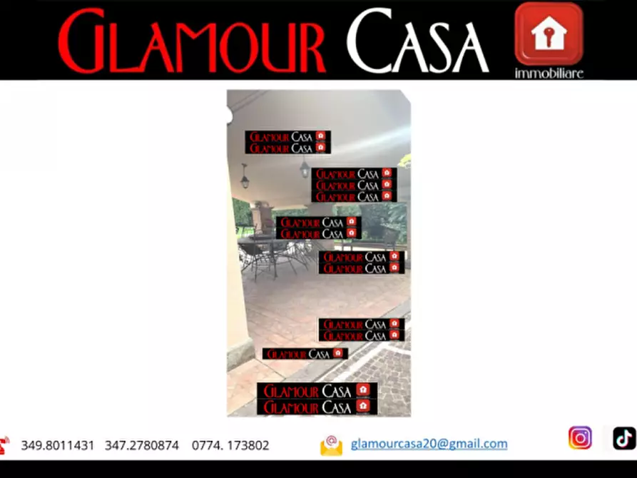 Immagine 7 di Villa in vendita  in Via Monasterace a Roma