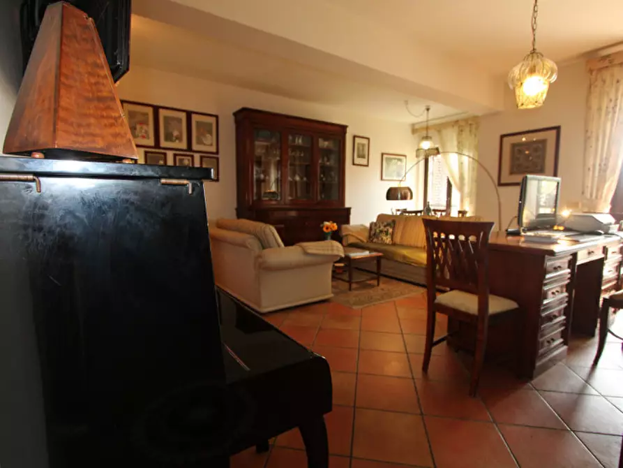 Immagine 2 di Appartamento in vendita  in Via Noviziato-Casazza 80 a Messina