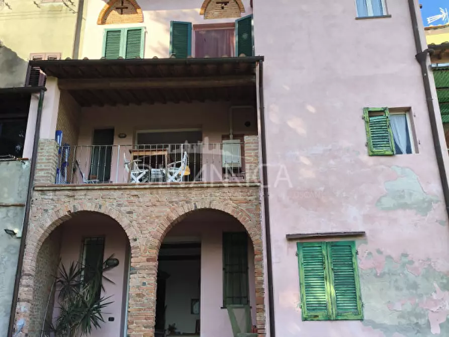 Immagine 29 di Villetta a schiera in vendita  a Palaia