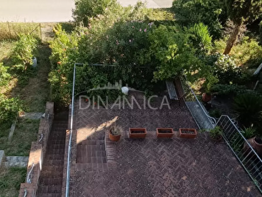 Immagine 44 di Villetta a schiera in vendita  a Palaia