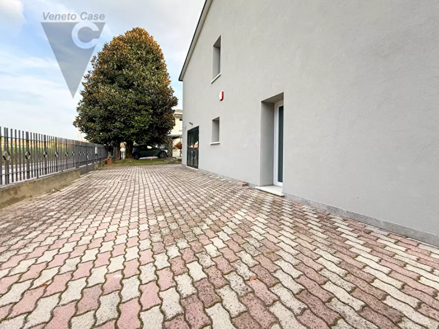 Immagine 10 di Casa indipendente in vendita  a Noventa Padovana