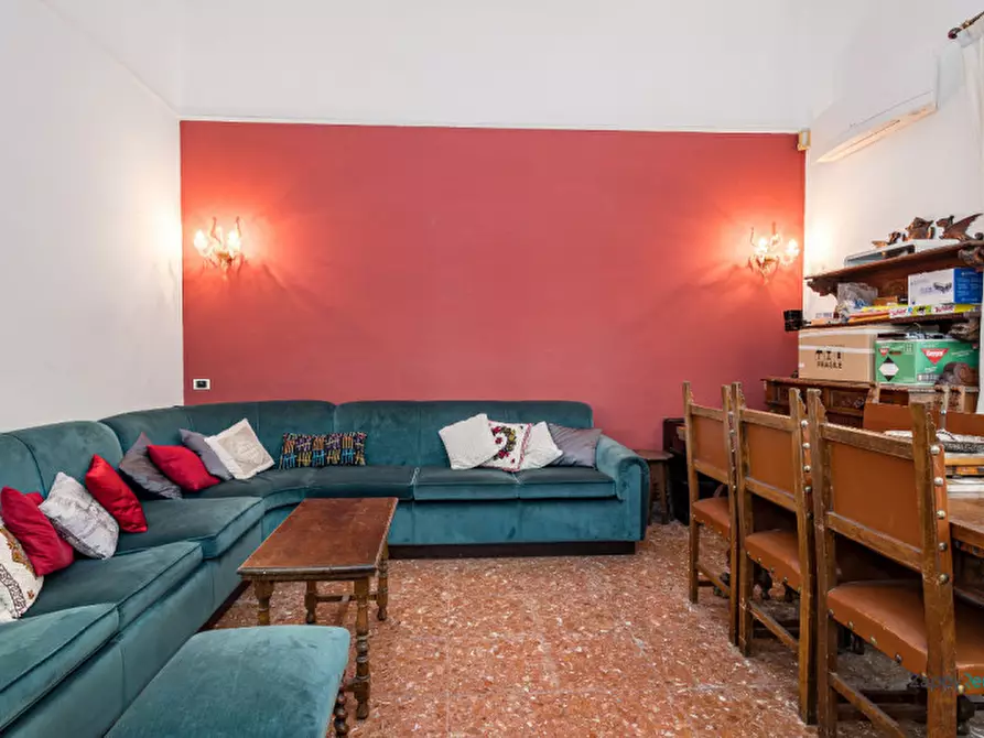 Immagine 4 di Appartamento in affitto  in Via Siderno a Roma