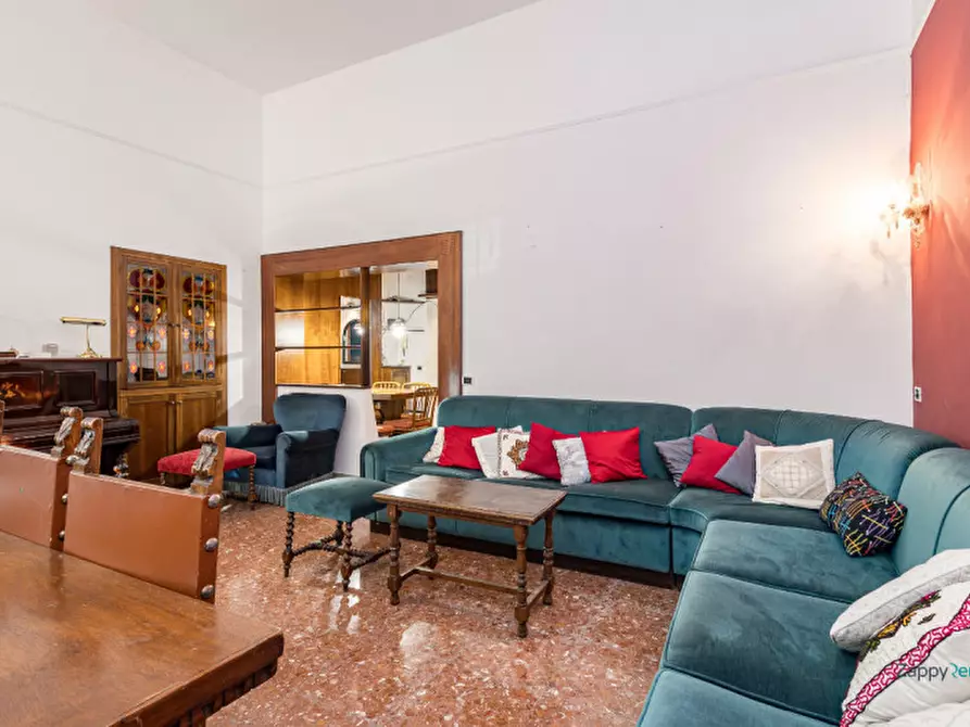 Immagine 6 di Appartamento in affitto  in Via Siderno a Roma