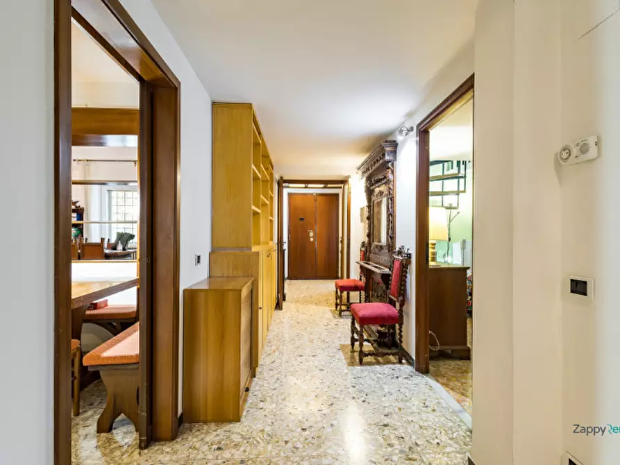 Immagine 36 di Appartamento in affitto  in Via Siderno a Roma