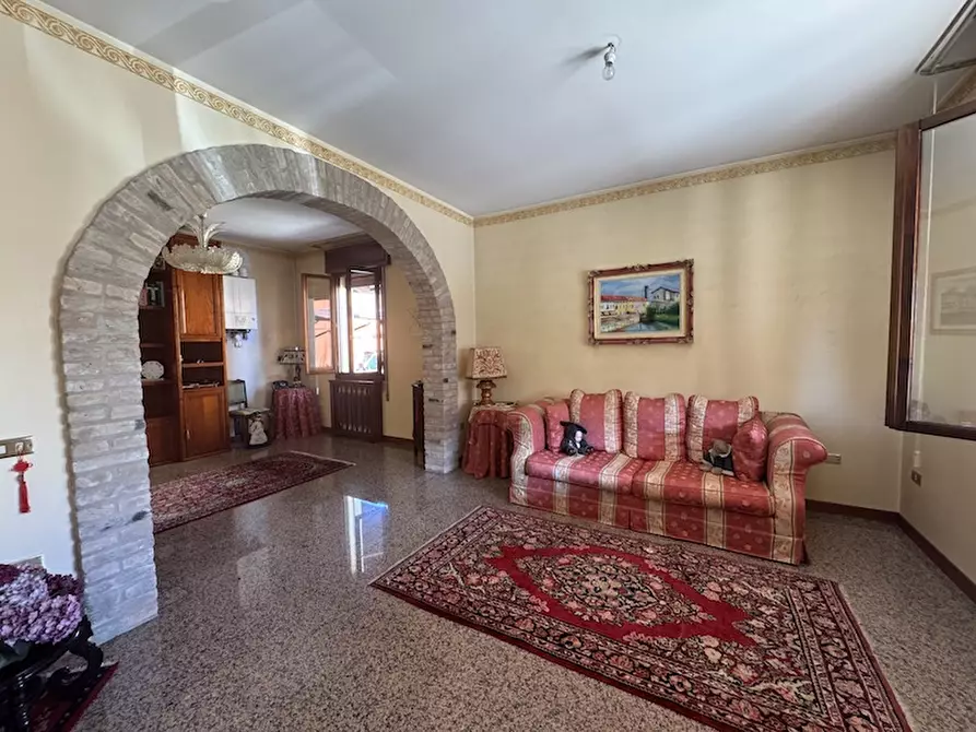 Immagine 14 di Casa bifamiliare in vendita  a Campagna Lupia