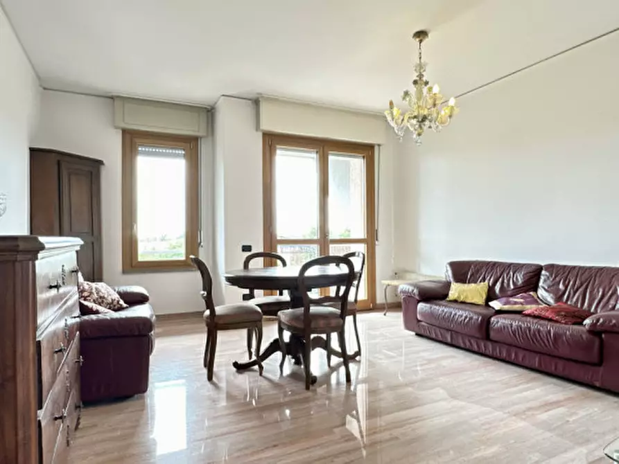 Immagine 10 di Appartamento in vendita  in Viale Monfenera n. 5 a Treviso