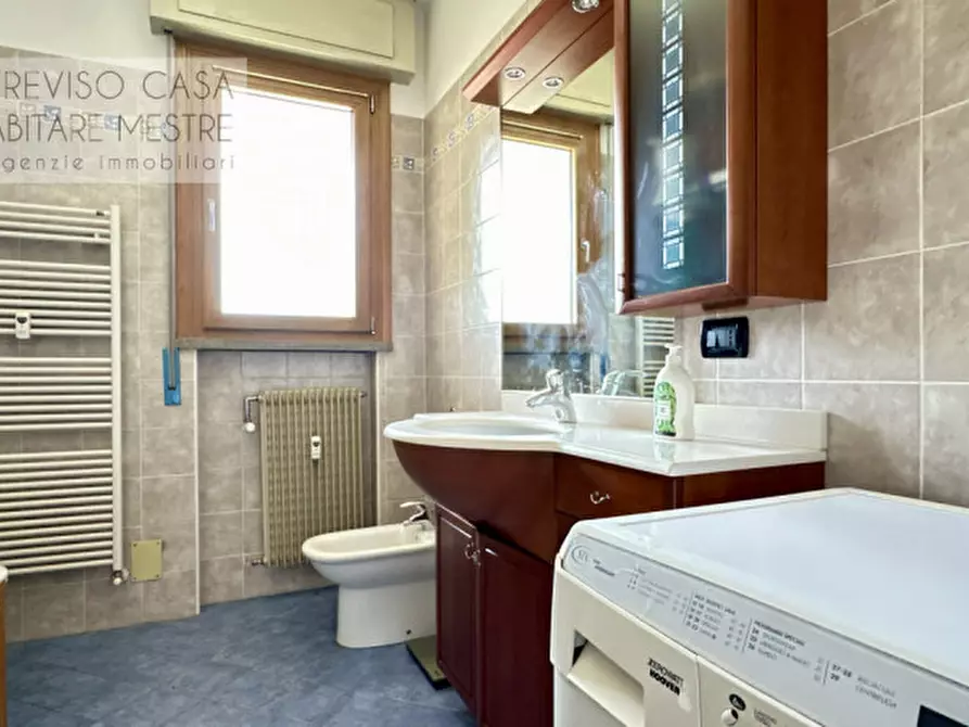 Immagine 22 di Appartamento in vendita  in Viale Monfenera n. 5 a Treviso