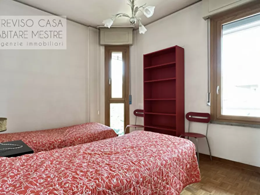 Immagine 26 di Appartamento in vendita  in Viale Monfenera n. 5 a Treviso