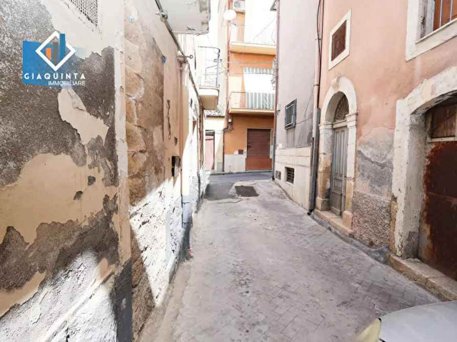 Immagine 9 di Casa indipendente in vendita  in Via Umberto Primo n°43 a Palagonia