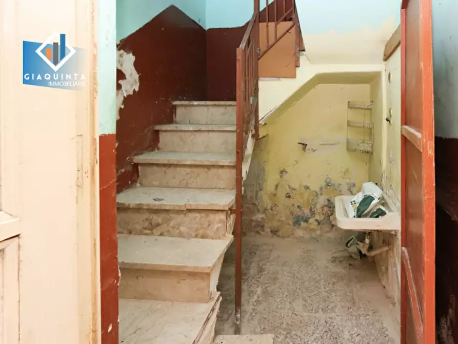Immagine 11 di Casa indipendente in vendita  in Via Umberto Primo n°43 a Palagonia