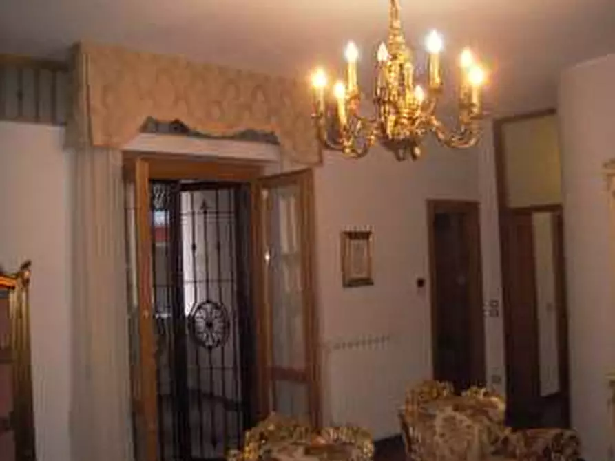 Immagine 5 di Appartamento in vendita  in via Manzoni n 3 - San Felice a Cancello (CE) a Napoli