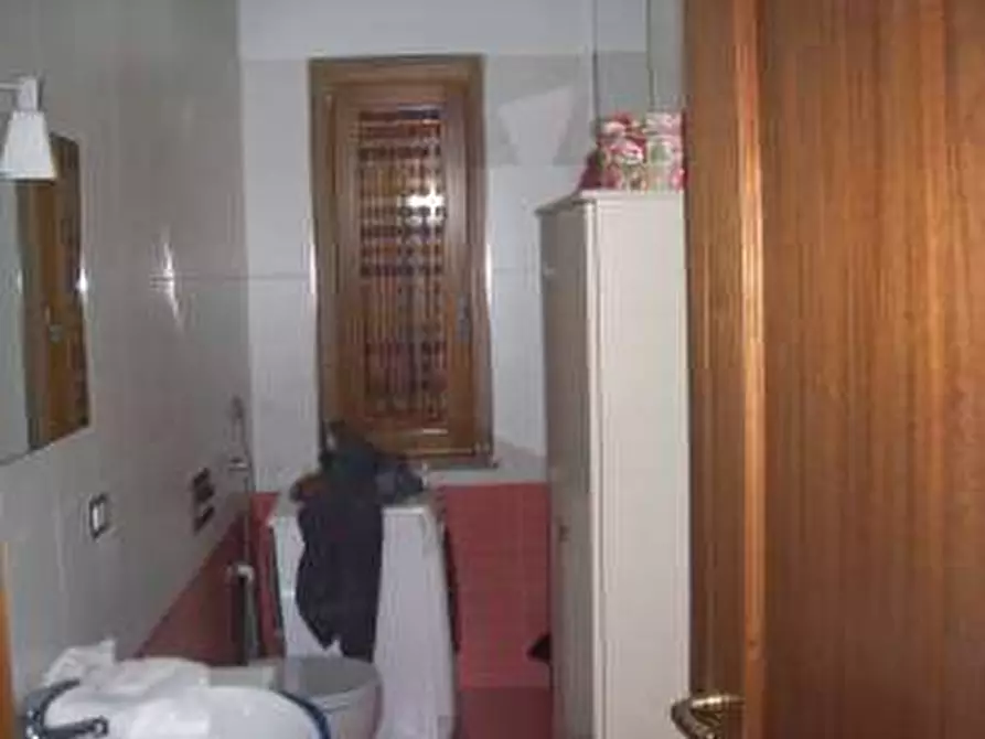 Immagine 10 di Appartamento in vendita  in via Manzoni n 3 - San Felice a Cancello (CE) a Napoli