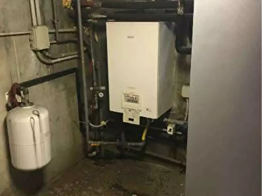 Immagine 16 di Appartamento in vendita  in Via E Trentini 30 - 21100 Varese (VA) a Varese