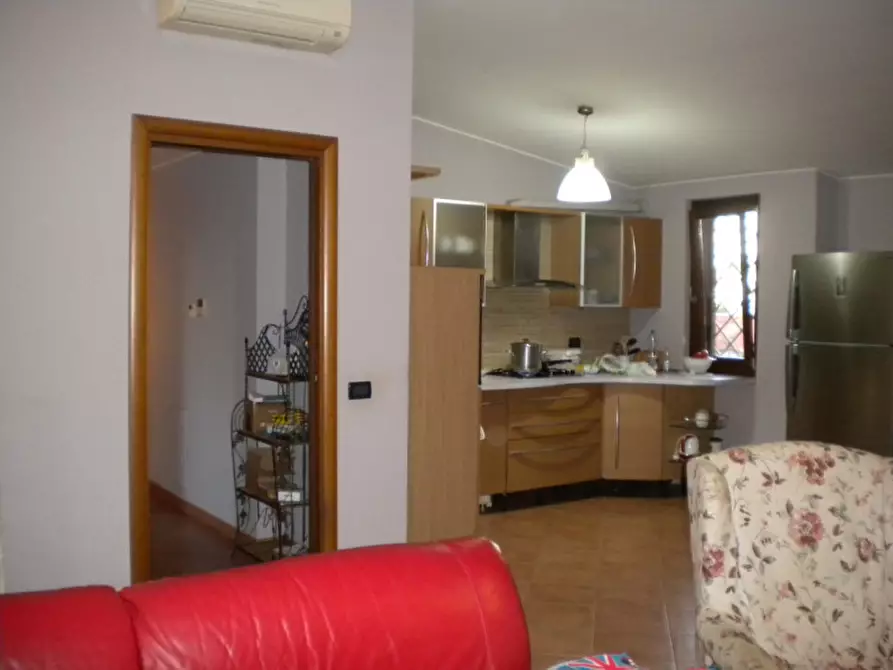 Immagine 14 di Villa in vendita  in VIALE ASCANIO 34 - 00071 Pomezia (RM) a Pomezia