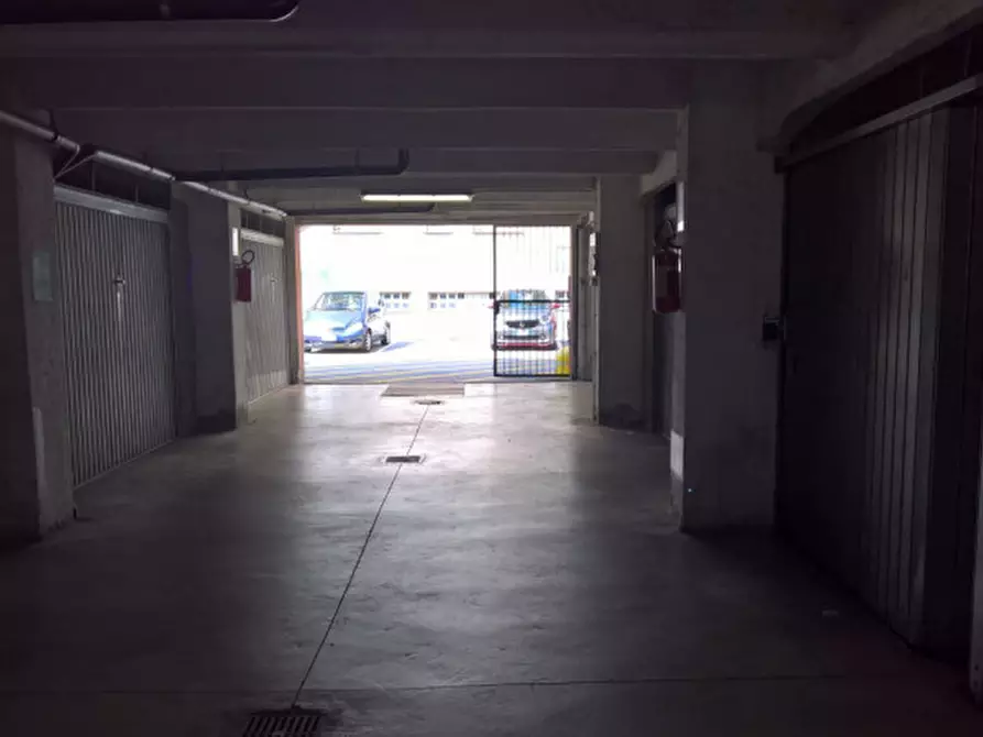 Immagine 1 di Appartamento in vendita  in Via Pierino Negrotto Cambiaso 4, 16159 Genova GE, Italia a Genova