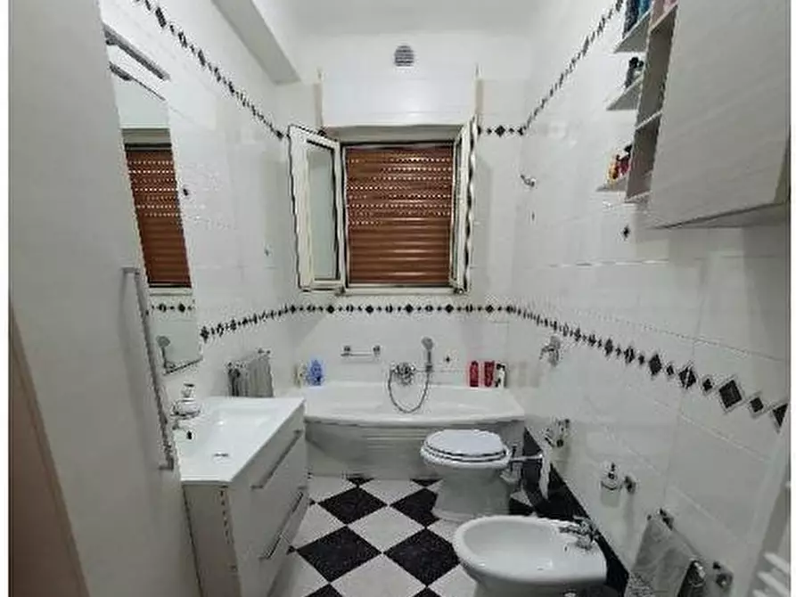 Immagine 5 di Appartamento in vendita  in Via Liside, 3, 74121 Taranto TA, Italia a Taranto