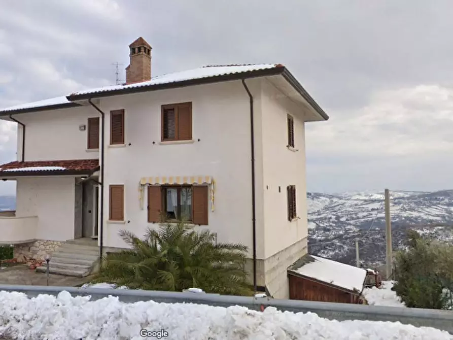 Immagine 4 di Villa in vendita  in Via San Cesidio San Valentino in Abruzzo Citeriore (PE) a San Valentino In Abruzzo Citeriore