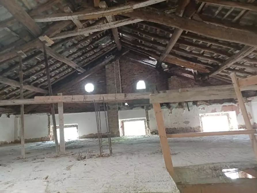 Immagine 2 di Appartamento in vendita  in Via Piave 16 - 22066 Mariano Comense (CO) a Mariano Comense