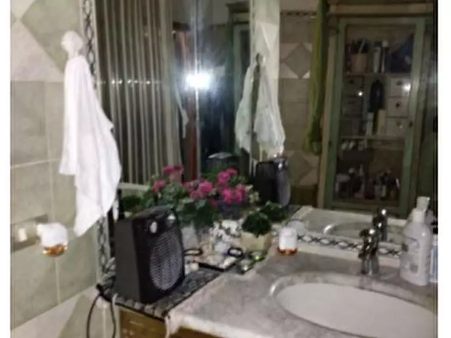 Immagine 4 di Appartamento in vendita  in Via Vicinale Bracchi n 29 - Colleferro (RM) a Colleferro