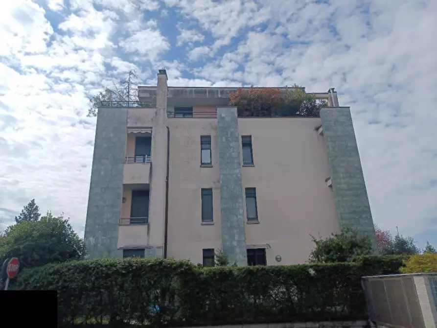 Immagine 8 di Appartamento in vendita  in Via Filippo Meda 66/68 - 22066 Mariano Comense (CO) a Mariano Comense