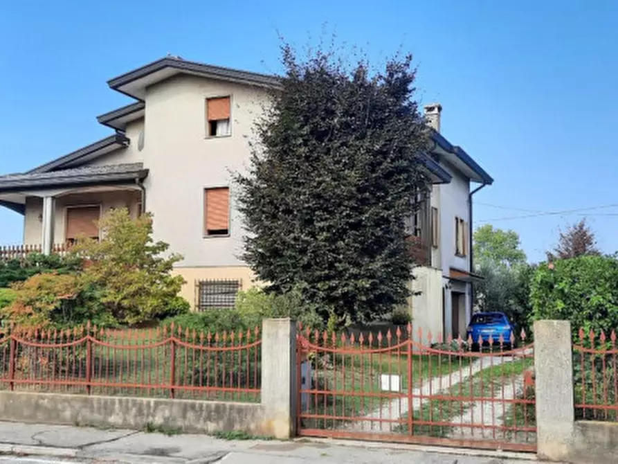 Immagine 1 di Villa in vendita  in Fraz Caltana, Via G Pepe, 5 - 30036 Santa Maria di Sala (VE) a Santa Maria Di Sala