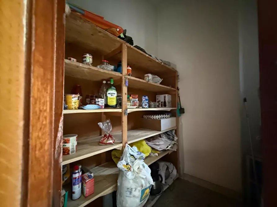 Immagine 21 di Appartamento in vendita  in Via Vittorio Veneto a Modica