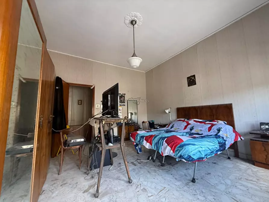 Immagine 25 di Appartamento in vendita  in Via Vittorio Veneto a Modica