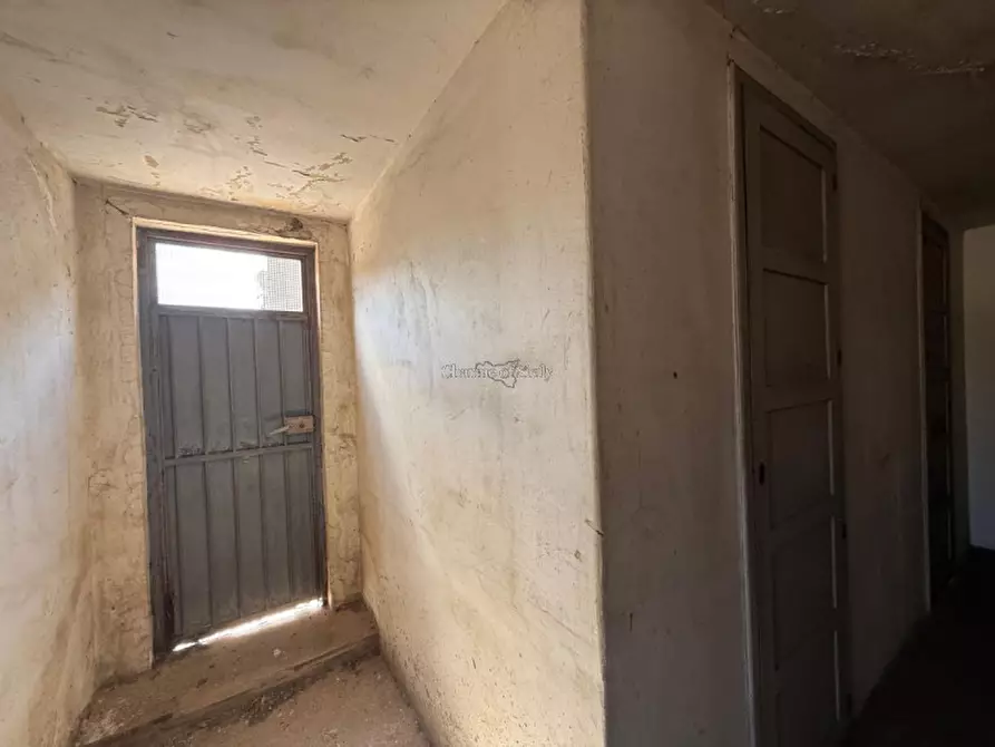 Immagine 40 di Appartamento in vendita  in Via Vittorio Veneto a Modica