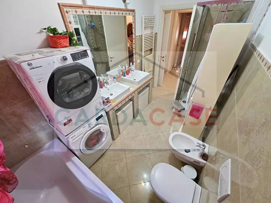 Immagine 14 di Appartamento in vendita  in Via Edoardo de Filippo a Martinsicuro