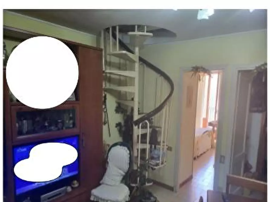 Immagine 5 di Appartamento in vendita  in Via Bonelli  6 - 94013 Leonforte (EN) a Leonforte