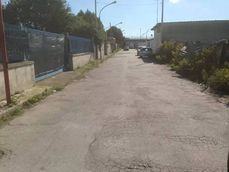 Immagine 1 di Palazzo in vendita  in 80014 Ponte Riccio NA, Italia - 80014 Giugliano in Campania (NA) a Giugliano In Campania