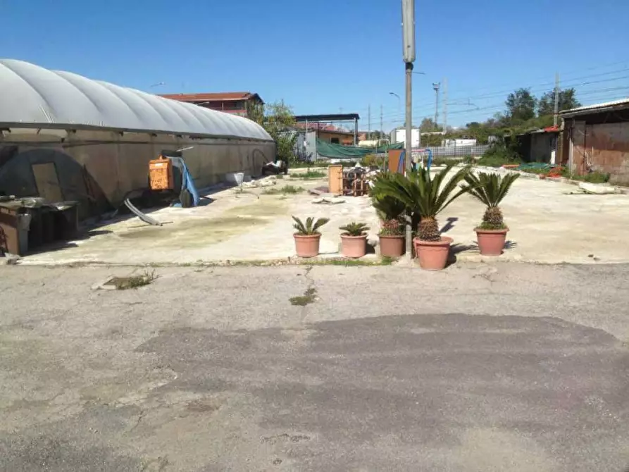 Immagine 4 di Palazzo in vendita  in 80014 Ponte Riccio NA, Italia - 80014 Giugliano in Campania (NA) a Giugliano In Campania