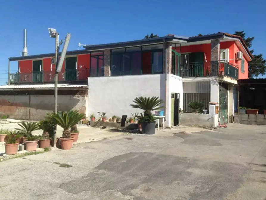 Immagine 6 di Palazzo in vendita  in 80014 Ponte Riccio NA, Italia - 80014 Giugliano in Campania (NA) a Giugliano In Campania