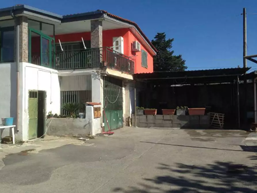 Immagine 7 di Palazzo in vendita  in 80014 Ponte Riccio NA, Italia - 80014 Giugliano in Campania (NA) a Giugliano In Campania