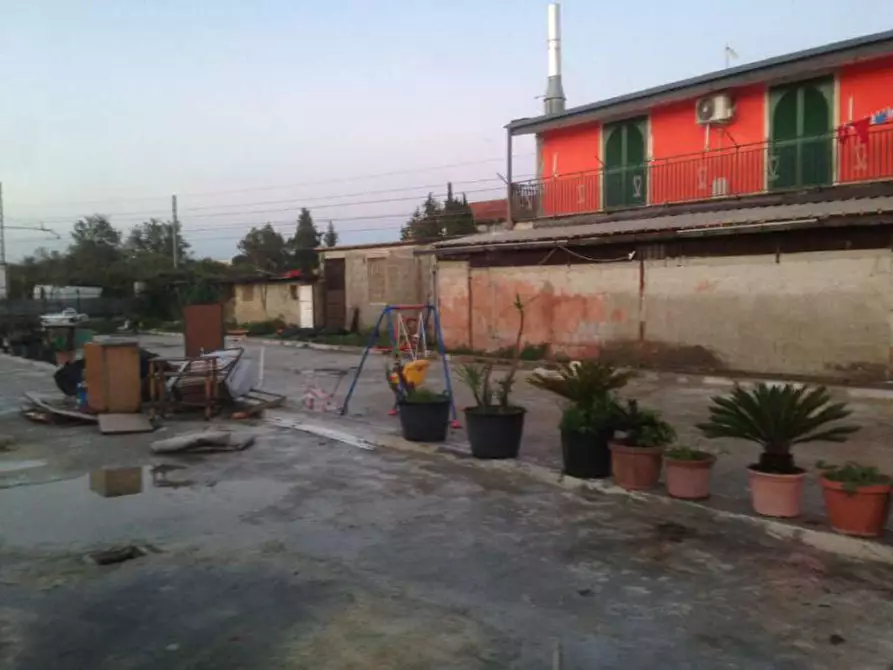 Immagine 11 di Palazzo in vendita  in 80014 Ponte Riccio NA, Italia - 80014 Giugliano in Campania (NA) a Giugliano In Campania