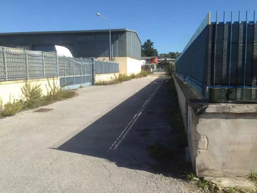 Immagine 14 di Palazzo in vendita  in 80014 Ponte Riccio NA, Italia - 80014 Giugliano in Campania (NA) a Giugliano In Campania