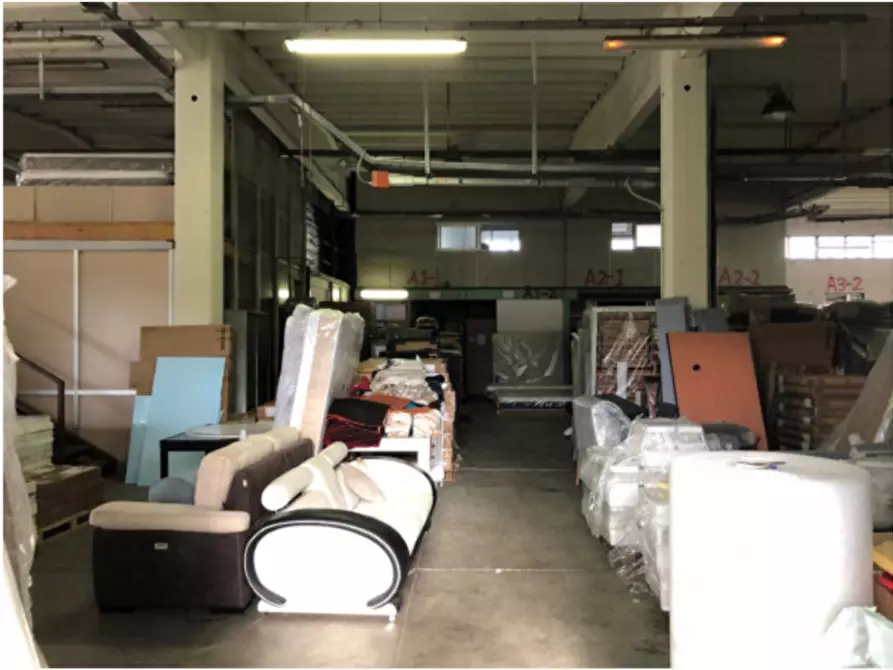 Immagine 17 di Palazzo in vendita  in VIA RISORGIMENTO 18 - 20030 Senago (MI) a Senago