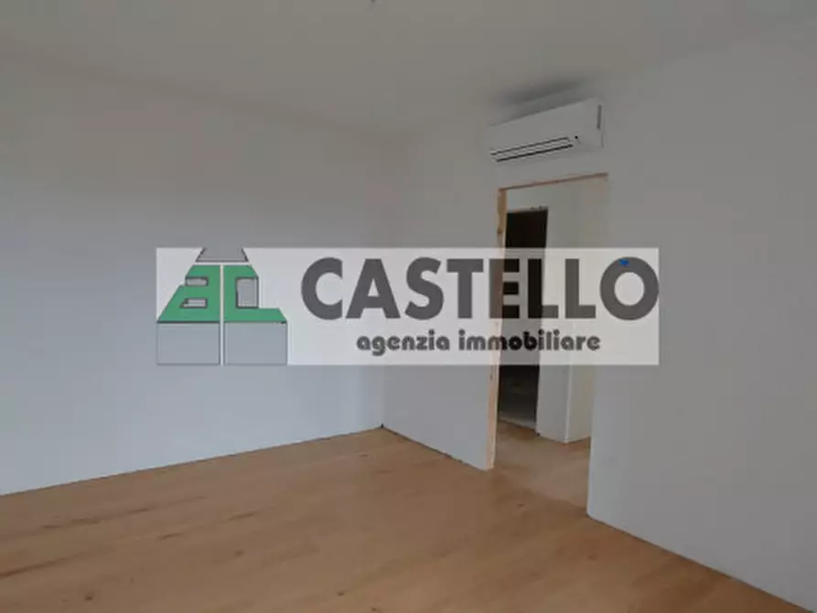 Immagine 14 di Appartamento in vendita  in Via Pietro Cosma a Camposampiero