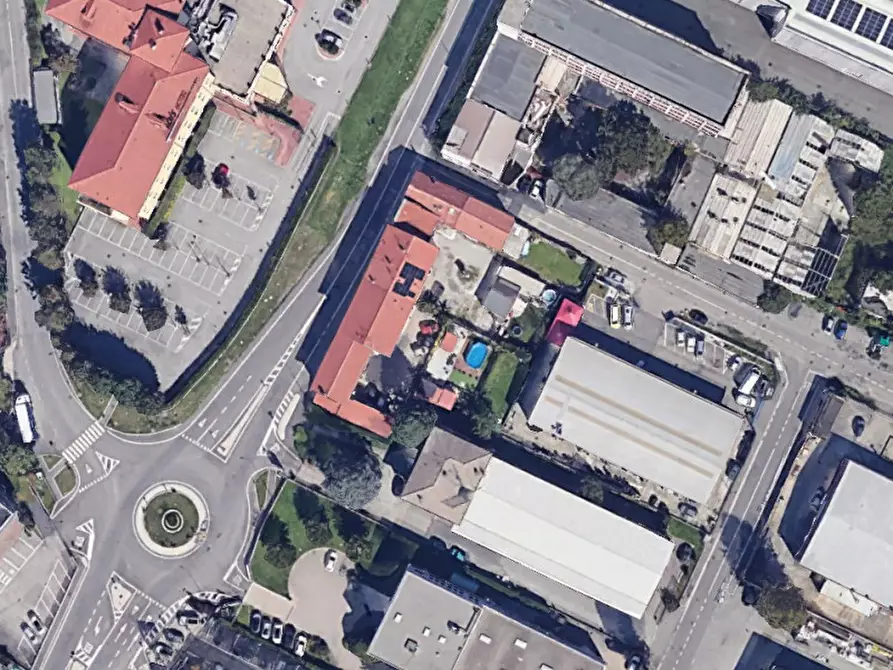 Immagine 7 di Appartamento in vendita  in Via Statale dei Giovi 17 - 22070 Casnate con Bernate (CO) a Grandate