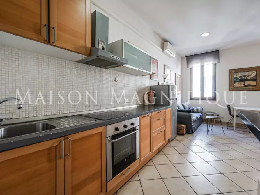 Immagine 2 di Appartamento in vendita  in Via Sant'isaia 48 a Bologna