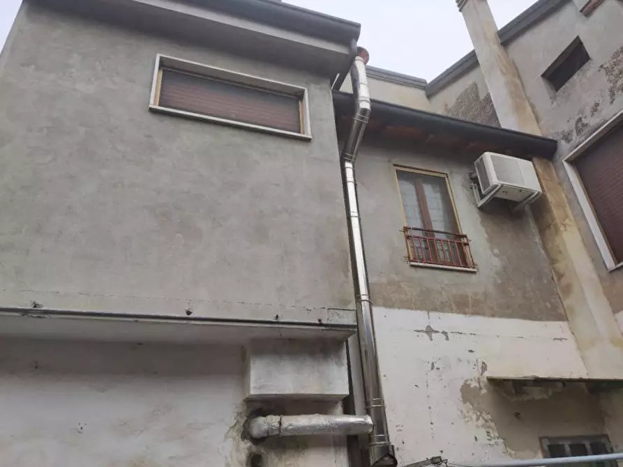 Immagine 13 di Appartamento in vendita  in Frazione Brugnolo - Via Martiri di Belfiore 8/10 - 26036 Rivarolo del Re ed Uniti (CR) a Rivarolo Del Re Ed Uniti