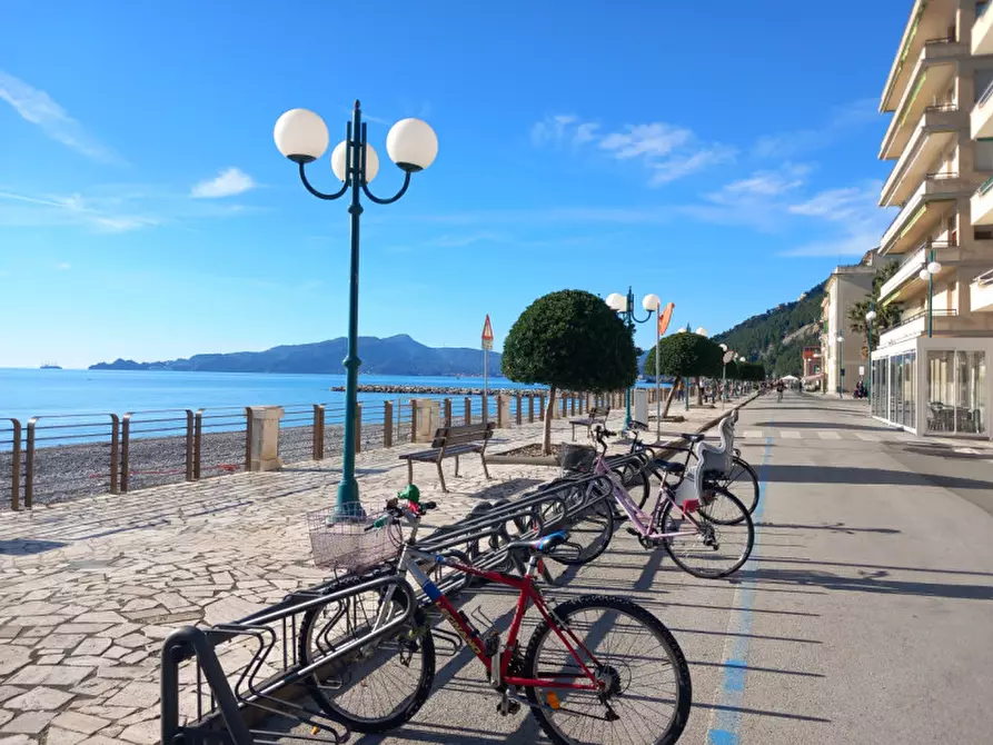 Immagine 13 di Appartamento in vendita  in Via Jacopo Rocca a Chiavari