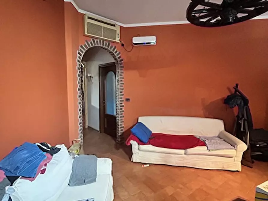 Immagine 5 di Appartamento in vendita  in Via Parella 13 - 10155 Torino (TO) a Torino