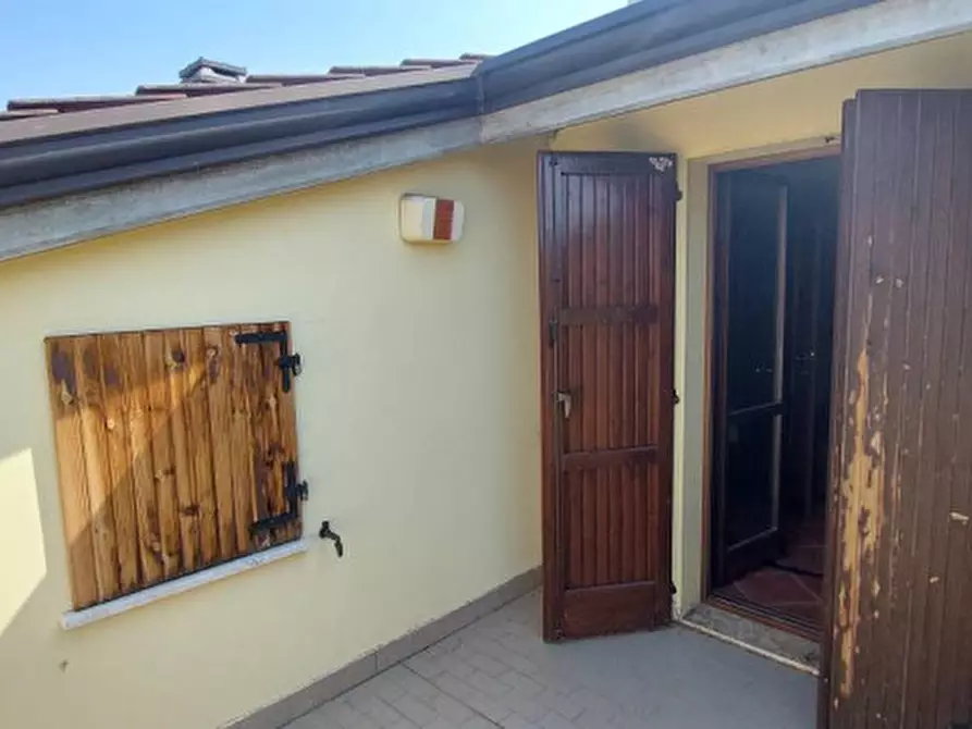 Immagine 9 di Villa in vendita  in Via Mascagni, 26, 41039 San Possidonio MO, Italia a San Possidonio