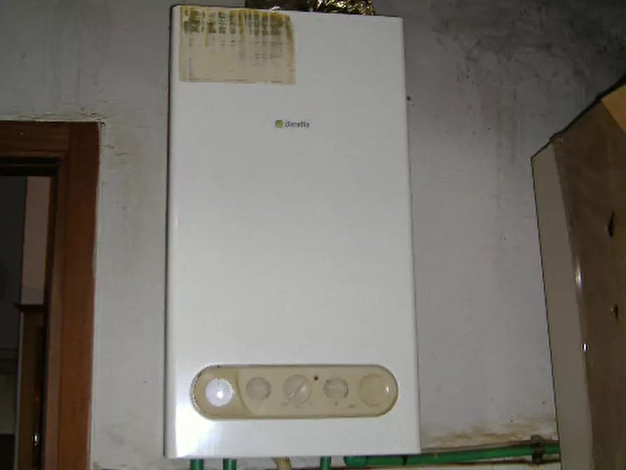 Immagine 3 di Appartamento in vendita  in Via Monte Nero 51 - 21013 Gallarate (VA) a Gallarate