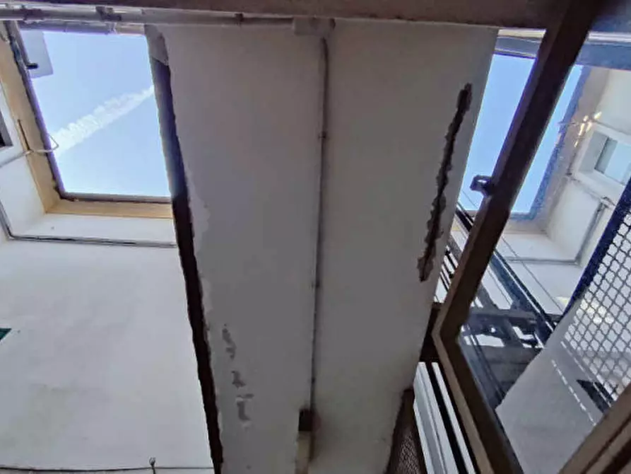 Immagine 7 di Appartamento in vendita  in Via Paolo Giacometti 10/10 - 16143 Genova (GE) a Genova