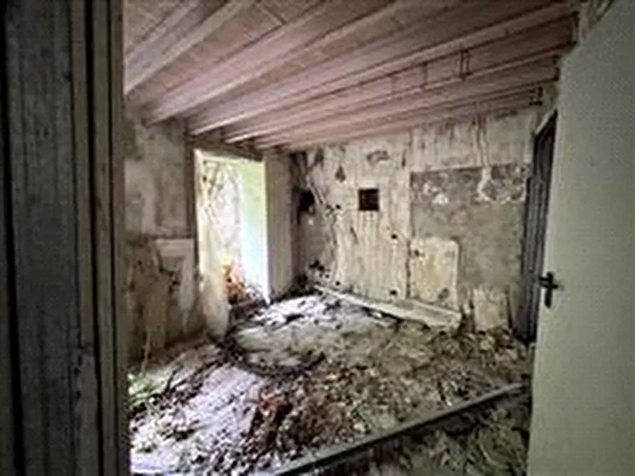 Immagine 9 di Casa indipendente in vendita  in Via Baruffaldi, 5, 23813 Cortenova LC, Italia a Cortenova