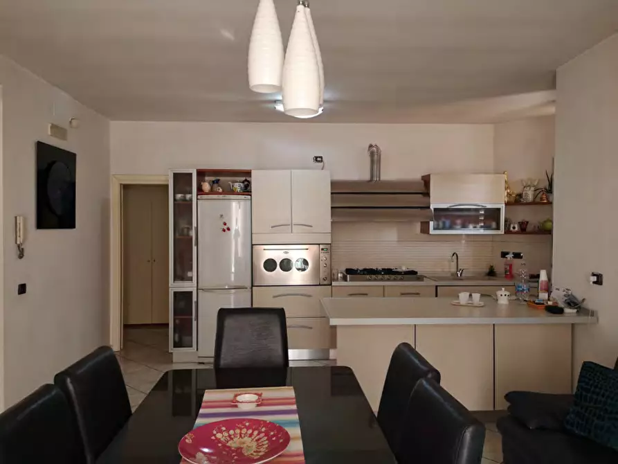 Immagine 2 di Appartamento in vendita  in Via Massimo D'Azeglio, 27 - 81030 Frignano (CE) a Lusciano