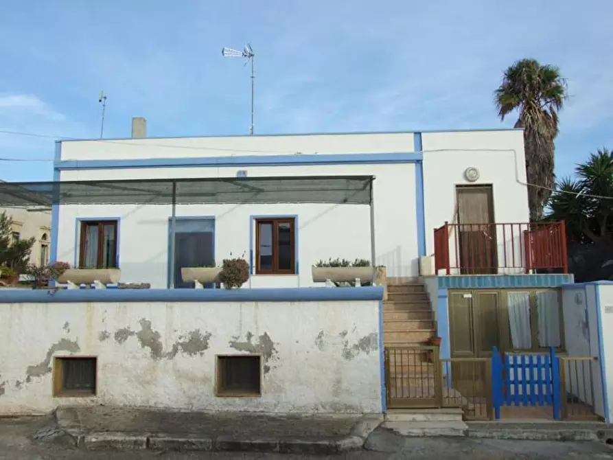 Immagine 1 di Appartamento in vendita  in via Giannipero, sp 265 - 73040 Alliste (LE) a Alliste